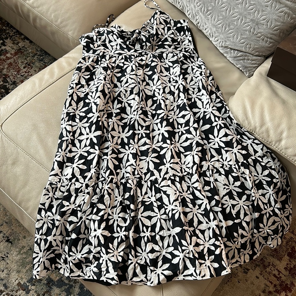 Cotton black and white dress, side zipper